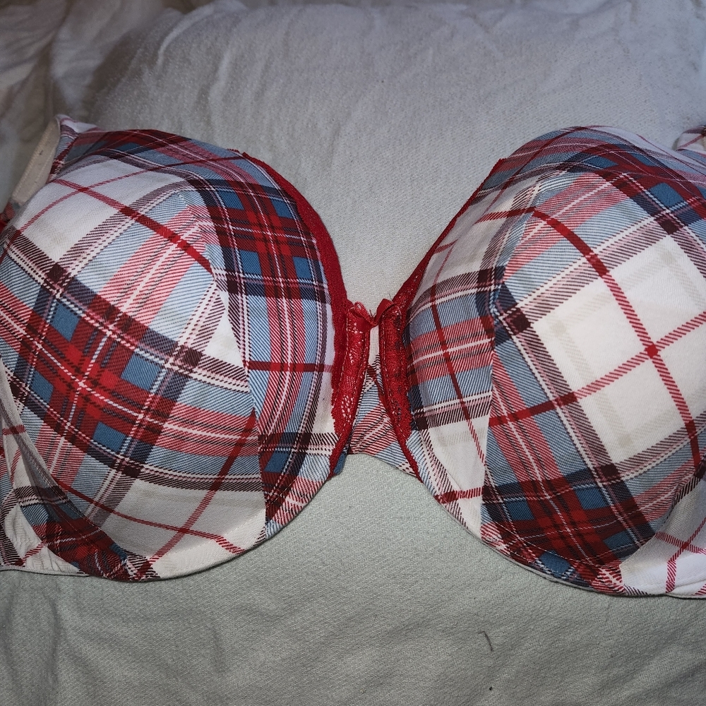 Cacique 42F Bra - like new